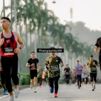 Runner Photo 6664679