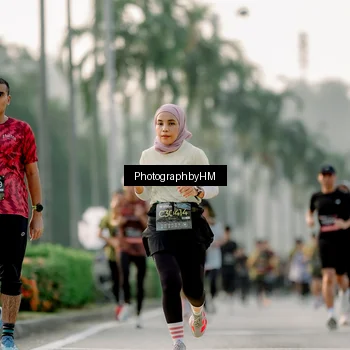 Runner Photo 6664758