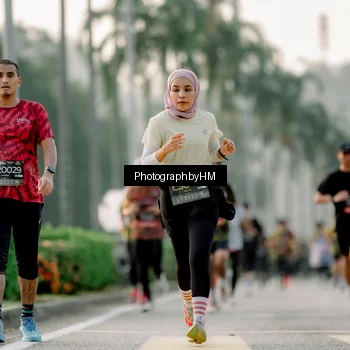 Runner Photo 6664761