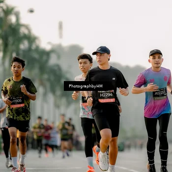 Runner Photo 6664800