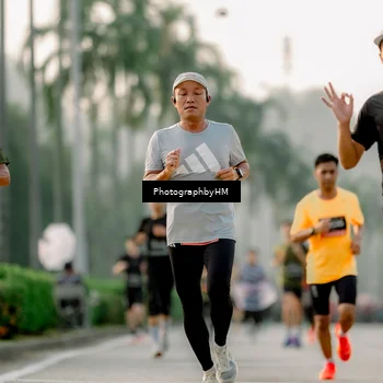 Runner Photo 6664840
