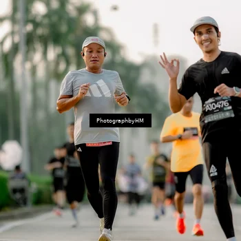 Runner Photo 6664842