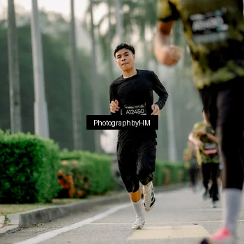Runner Photo 6664896
