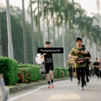 Runner Photo 6664918