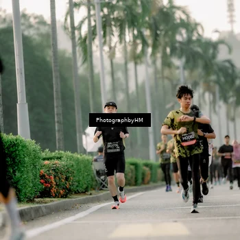 Runner Photo 6664921
