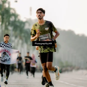 Runner Photo 6664975