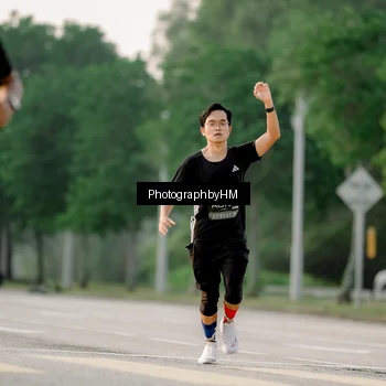 Runner Photo 6665000