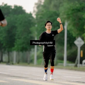 Runner Photo 6665001