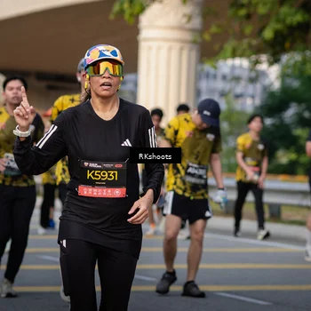 Runner Photo 6665010