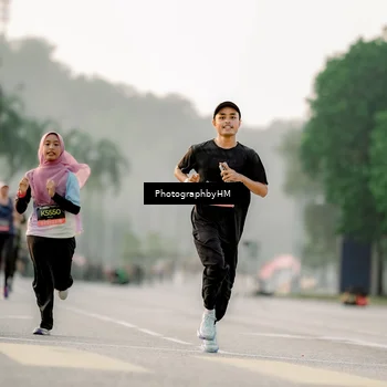 Runner Photo 6665022