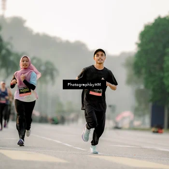 Runner Photo 6665026