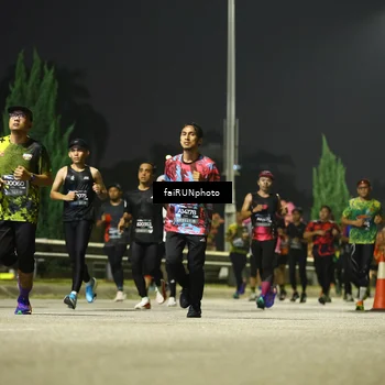 Runner Photo 6665029
