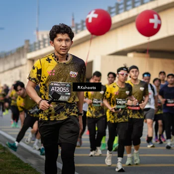 Runner Photo 6665098