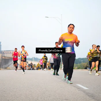 Runner Photo 6665200