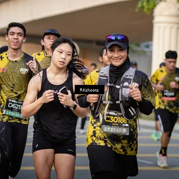 Runner Photo 6665243
