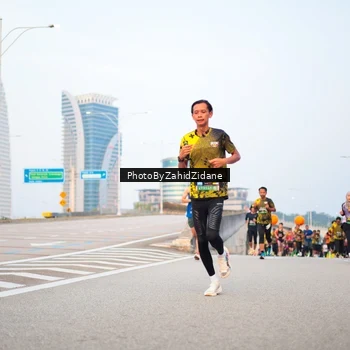 Runner Photo 6665298