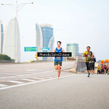 Runner Photo 6665316