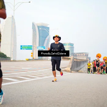 Runner Photo 6665343