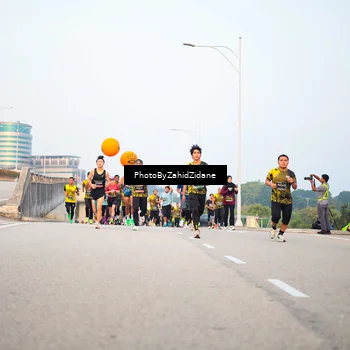 Runner Photo 6665352