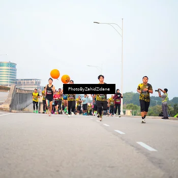 Runner Photo 6665357