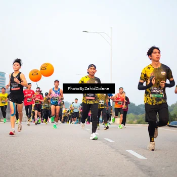 Runner Photo 6665536