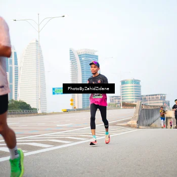 Runner Photo 6665566