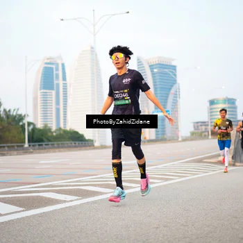 Runner Photo 6665684
