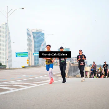 Runner Photo 6665713
