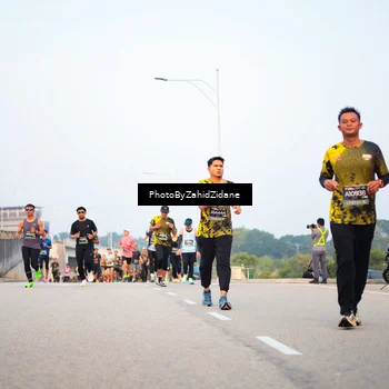 Runner Photo 6665764
