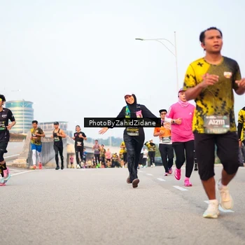 Runner Photo 6665777
