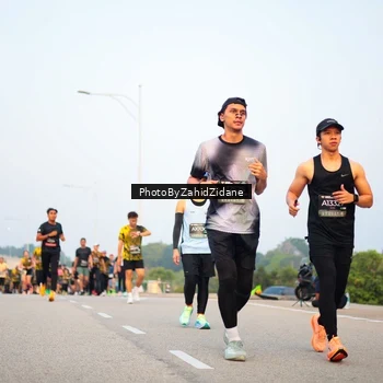 Runner Photo 6665890
