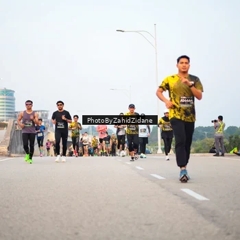 Runner Photo 6665908