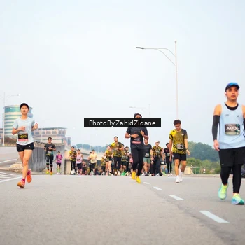 Runner Photo 6665917