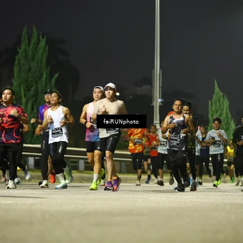 Runner Photo 6665957