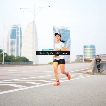 Runner Photo 6666030