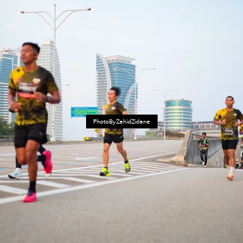 Runner Photo 6666105