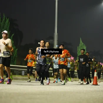 Runner Photo 6666121