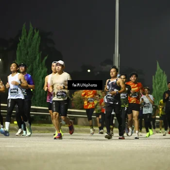 Runner Photo 6666175