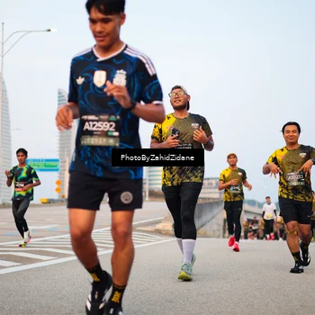 Runner Photo 6666185