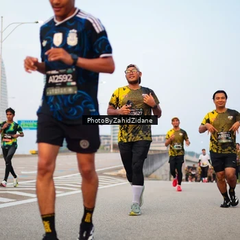 Runner Photo 6666200