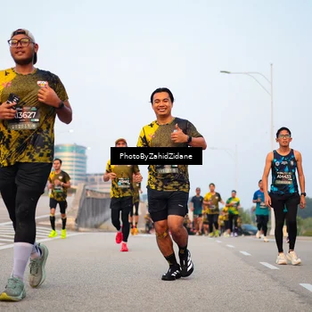Runner Photo 6666209