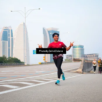 Runner Photo 6666291