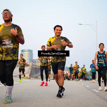 Runner Photo 6666323