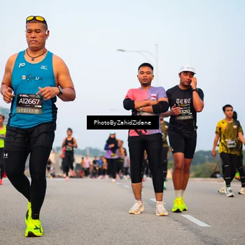 Runner Photo 6666448