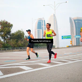 Runner Photo 6666469
