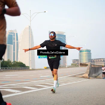 Runner Photo 6666532