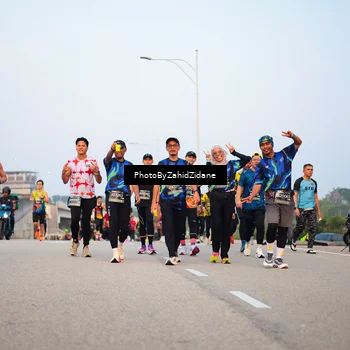 Runner Photo 6666576
