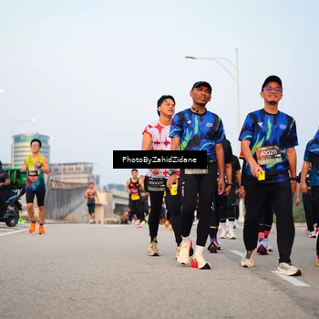 Runner Photo 6666608