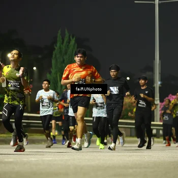 Runner Photo 6666635