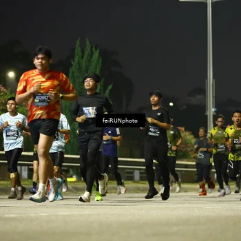 Runner Photo 6666719